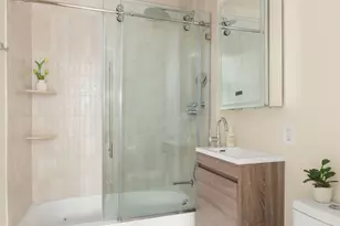 61 Lenox Ave, New York City, NY 10026 - Photo 9