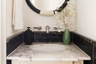 27 E 79th St, New York, NY 10075 - Photo 11