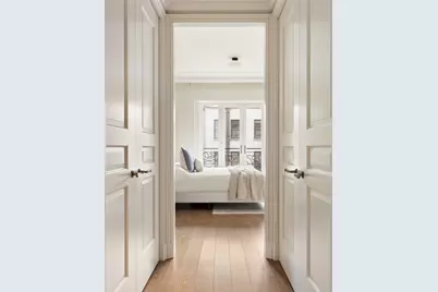 27 E 79th Street #5, New York City, NY 10075 - Photo 5