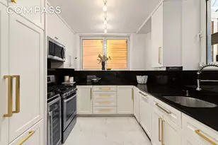 14 E 68th St, New York City, NY 10065 - Photo 7