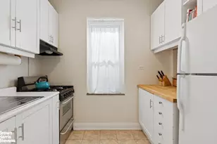 29 W 64th St, New York City, NY 10023 - Photo 5