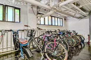 220 E 73rd St, New York City, NY 10021 - Photo 11