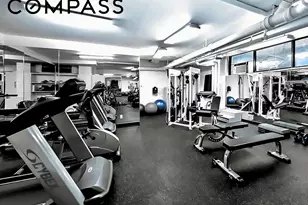 220 E 73rd St, New York City, NY 10021 - Photo 9