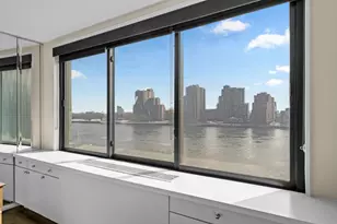 530 E 72nd St, New York City, NY 10021 - Photo 3