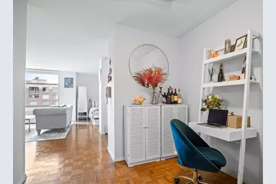2 S End Avenue #8W, New York, NY 10280 - Photo 9