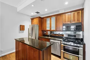 425 E 78th St, New York, NY 10075 - Photo 7