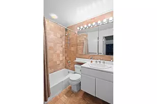 425 E 78th St, New York, NY 10075 - Photo 5