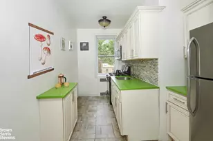 435 Ocean Pkwy, Brooklyn, NY 11218 - Photo 3