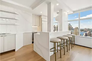 160 W 66th St, New York, NY 10023 - Photo 5