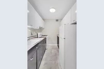 185 W End Avenue #8B, New York City, NY 10023 - Photo 3