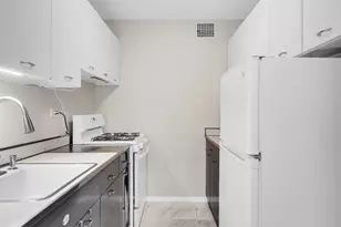 185 W End Ave, New York City, NY 10023 - Photo 3