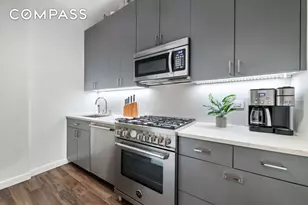 125 W 12th St, New York City, NY 10011 - Photo 3
