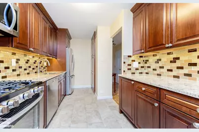 2500 Johnson Avenue #9P, New York City, NY 10463 - Photo 3