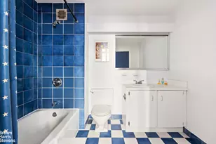 161 W 15th St, New York City, NY 10011 - Photo 7