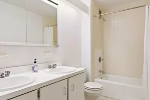 161 W 15th St, New York City, NY 10011 - Photo 9
