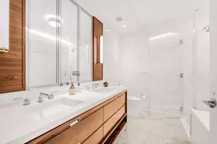 301 E 50th St, New York City, NY 10022 - Photo 7