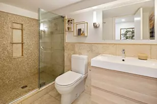 108 W 69th St, New York City, NY 10023 - Photo 17