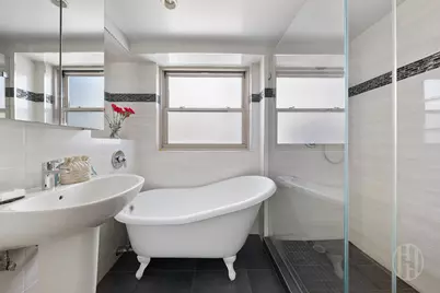 137 E 36th Street #20C, New York City, NY 10016 - Photo 9