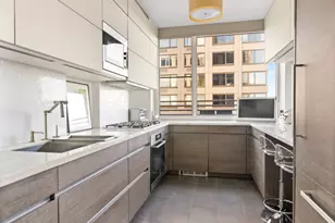 120 Riverside Blvd, New York City, NY 10069 - Photo 7