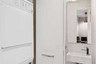 220 W 93rd St, New York City, NY 10025 - Photo 13