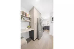 166 E 35th St, New York City, NY 10016 - Photo 3