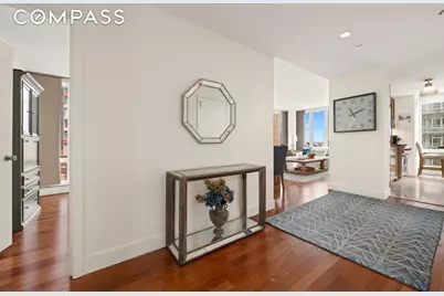 250 E 53rd Street #2702, New York, NY 10022 - Photo 7