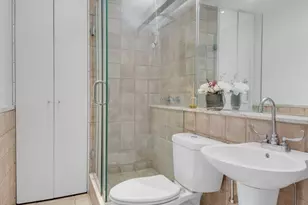 55 East 86th St, New York, NY 10028 - Photo 7