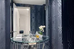 176 E 71st St, New York City, NY 10021 - Photo 13