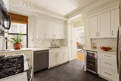 114 E 84th Street #3C, New York City, NY 10028 - Photo 5