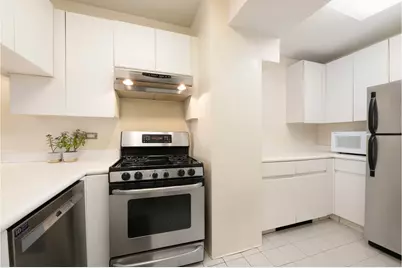 250 E 40th Street #12F, New York, NY 10016 - Photo 5