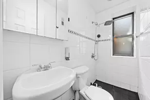 807 Riverside Dr, New York City, NY 10032 - Photo 15