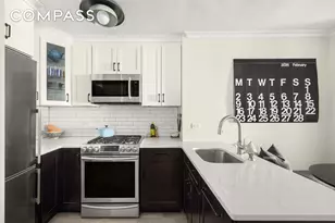 185 Hall St, New York City, NY 11205 - Photo 3