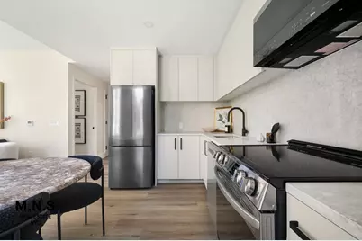 65 Dupont Street #733, New York City, NY 11222 - Photo 3