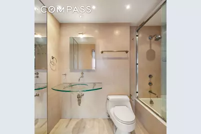 110 E 71st Street #7, New York, NY 10021 - Photo 9