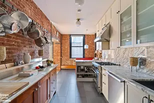 525 W 22nd St, New York City, NY 10011 - Photo 11