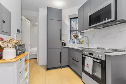 356 W 48th Street #1C, New York, NY 10036 - Photo 5