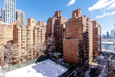 420 E 55th Street #11F, New York City, NY 10022 - Photo 5