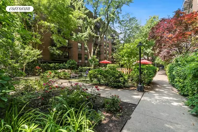 626 Washington Street #1B, New York, NY 10014 - Photo 5