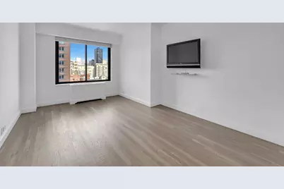 200 E 61st Street #23F, New York City, NY 10065 - Photo 7