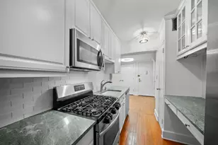315 E 69th St, New York, NY 10021 - Photo 15