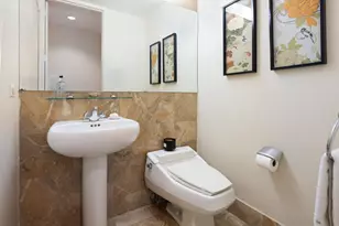 160 W 66th St, New York City, NY 10023 - Photo 7