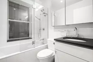 160 W 87th St, New York City, NY 10024 - Photo 9