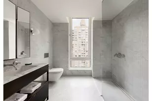 135 E 47th St, New York City, NY 10017 - Photo 7