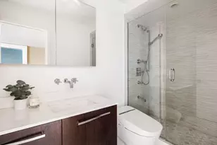 130 E 18th St, New York, NY 10003 - Photo 7