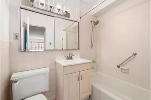 400 E 54th St, New York City, NY 10022 - Photo 7