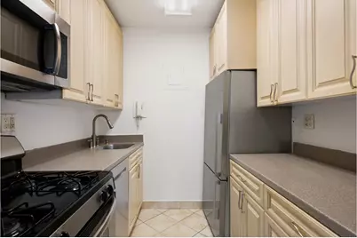 400 E 54th Street #11B, New York City, NY 10022 - Photo 5