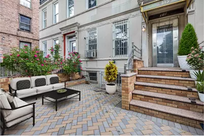 315 E 28th Street, New York City, NY 11226 - Photo 25
