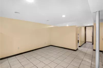 315 E 28th Street, New York City, NY 11226 - Photo 23