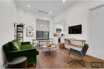 23 E 10th Street #3H, New York City, NY 10003 - Photo 1