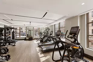 251 W 91st St, New York City, NY 10024 - Photo 11